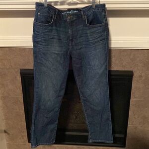 Women’s Eddie Bauer Cropped Boyfriend Jeans.